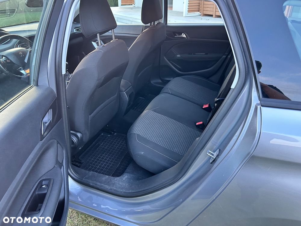 Peugeot 308 - 6