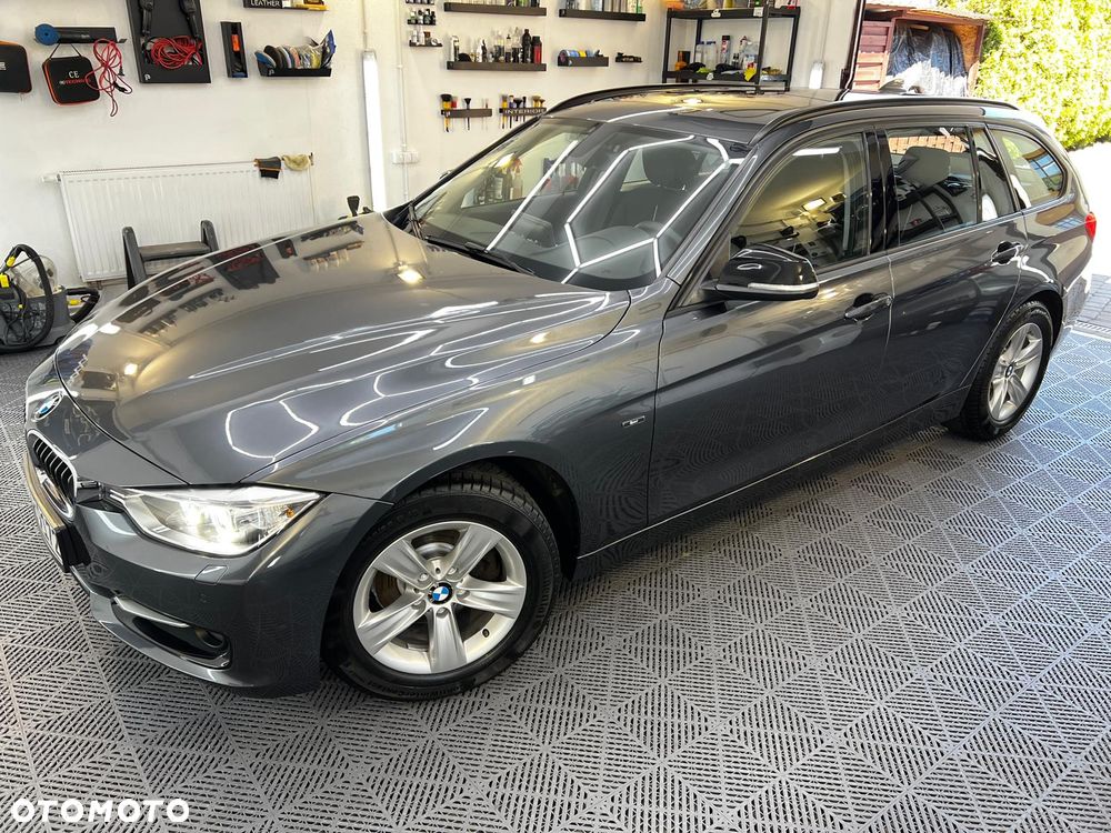 BMW Seria 3 318d DPF Edition Sport - 10