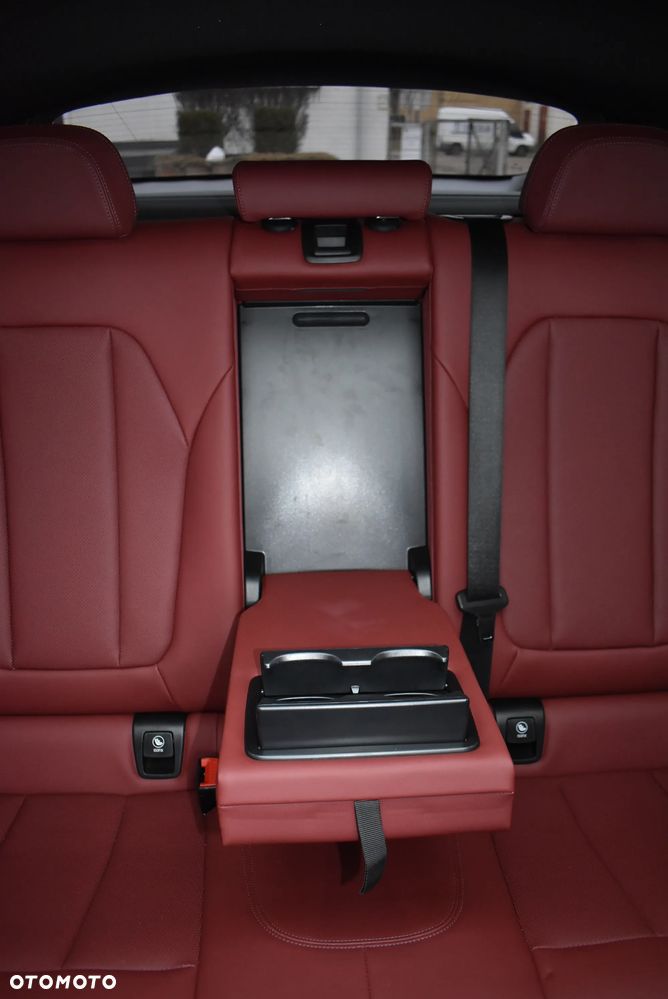 BMW X4 xDrive30i xLine - 25