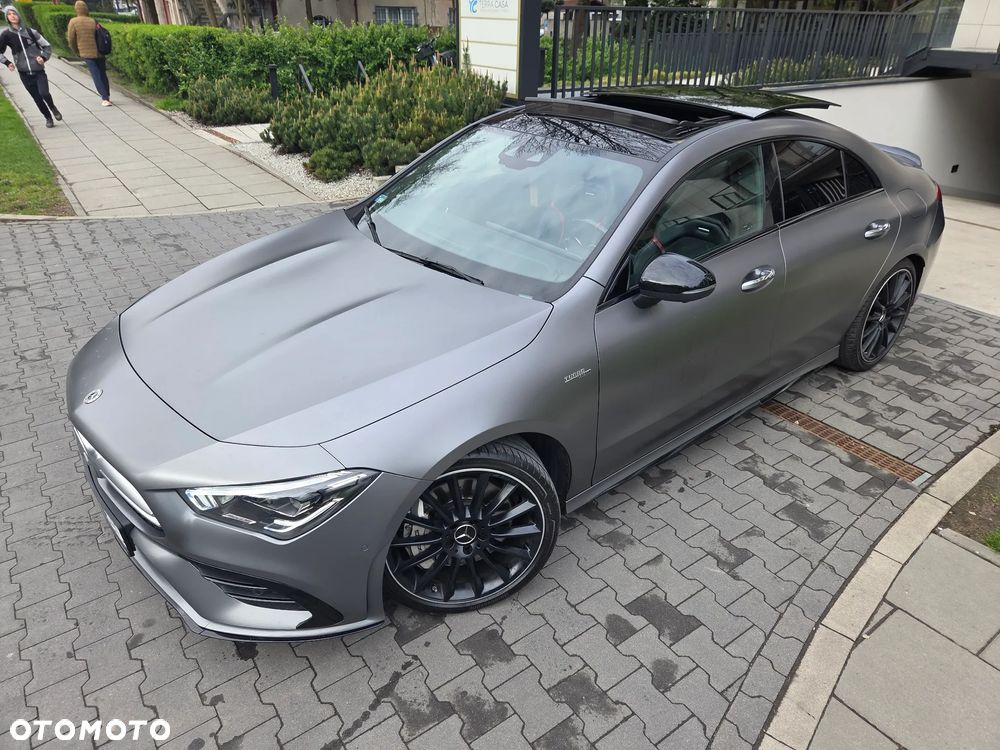 Mercedes-Benz CLA - 4