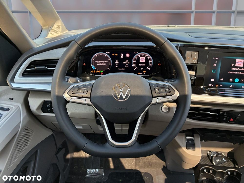 Volkswagen multivan EDITION/Benzyna/długi (L2), 2.0 TSI 204 KM DSG r. o. 3124 mm - 23