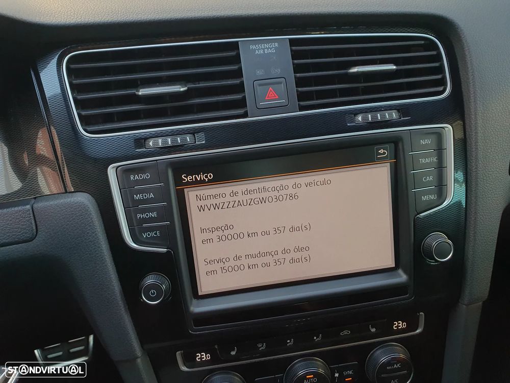 VW Golf 2.0 TSi GTi DSG - 29