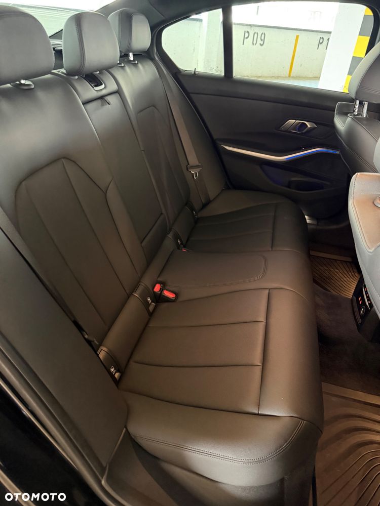 BMW Seria 3 - 14