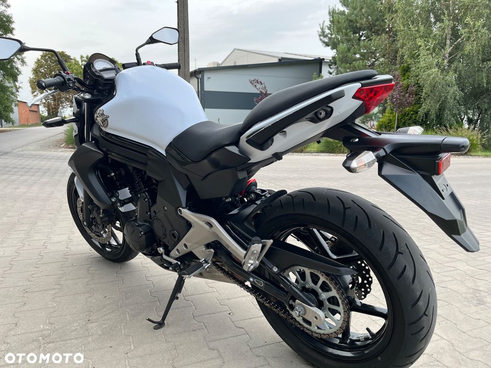 Kawasaki ER - 5
