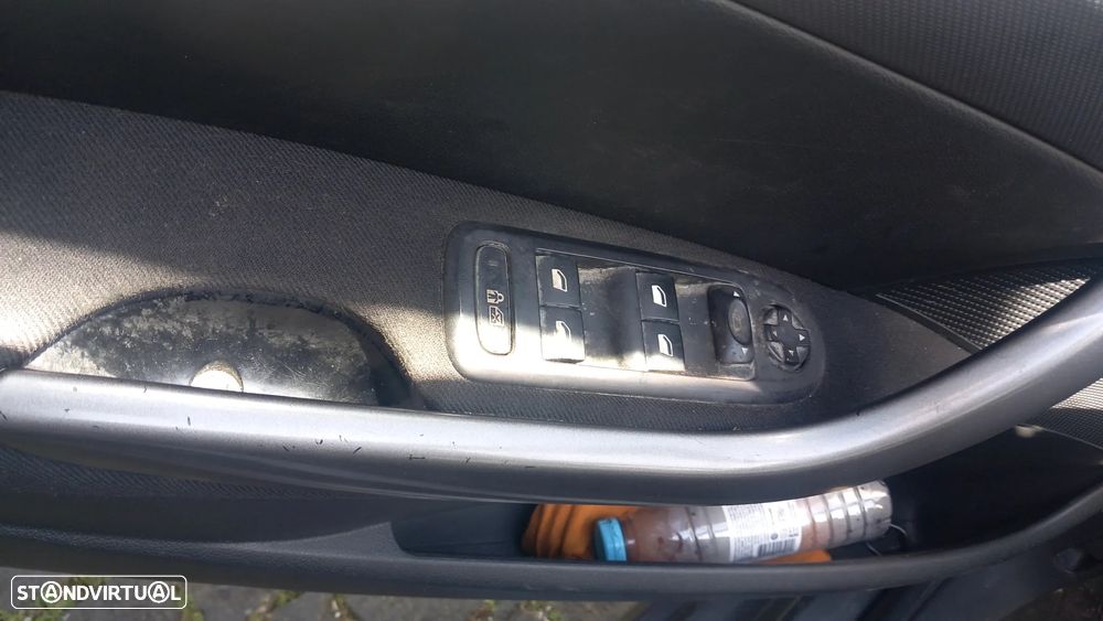 Peugeot 308 SW 1.6 HDi Executive CVM6 - 12