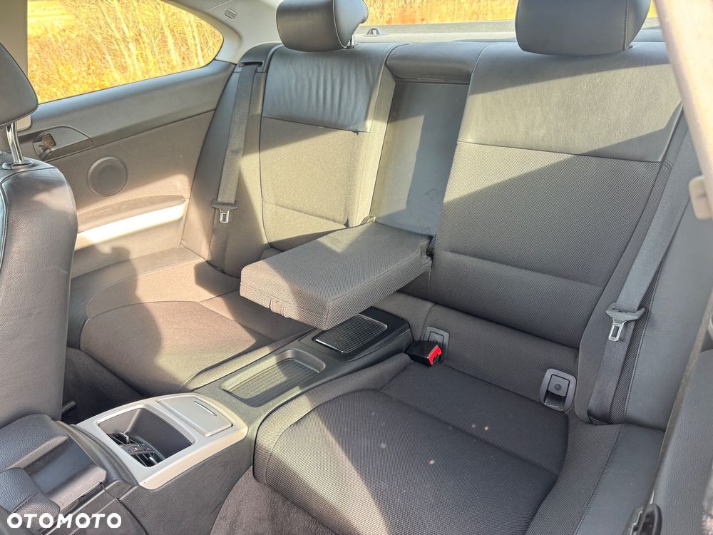 BMW Seria 3 320i Coupe M Sport Edition - 10