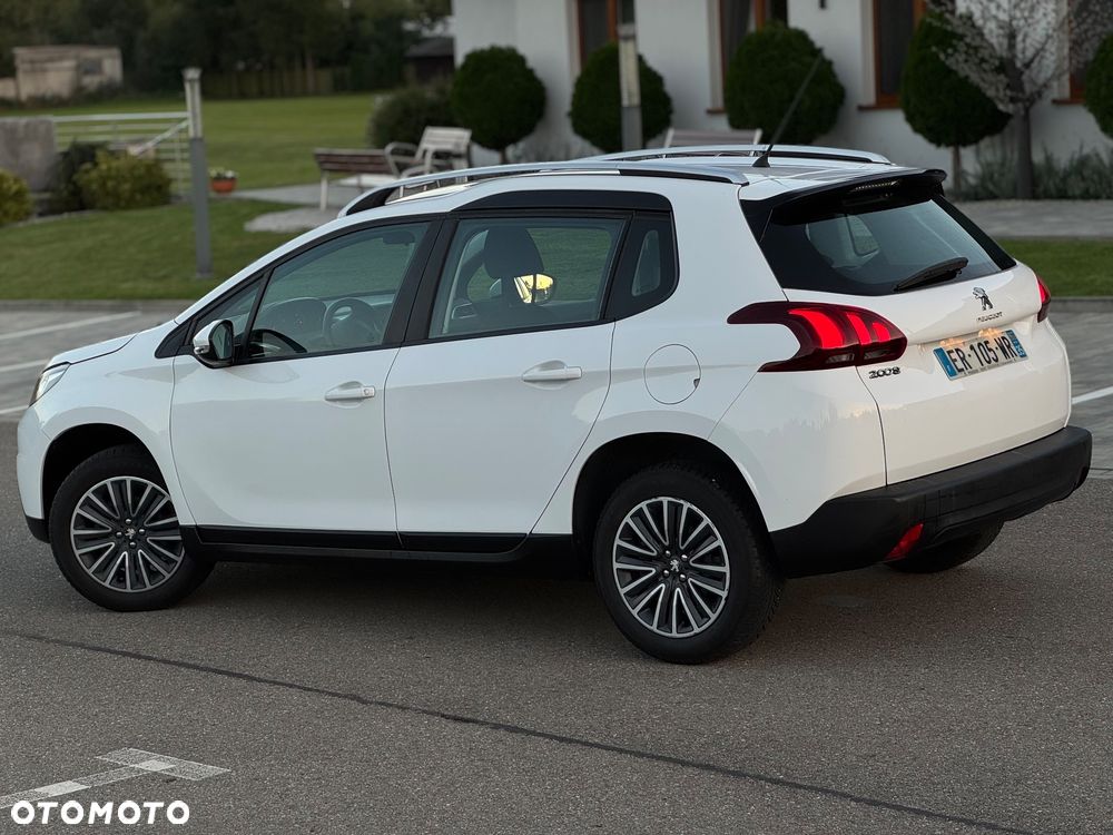 Peugeot 2008 1.2 Pure Tech Active - 6