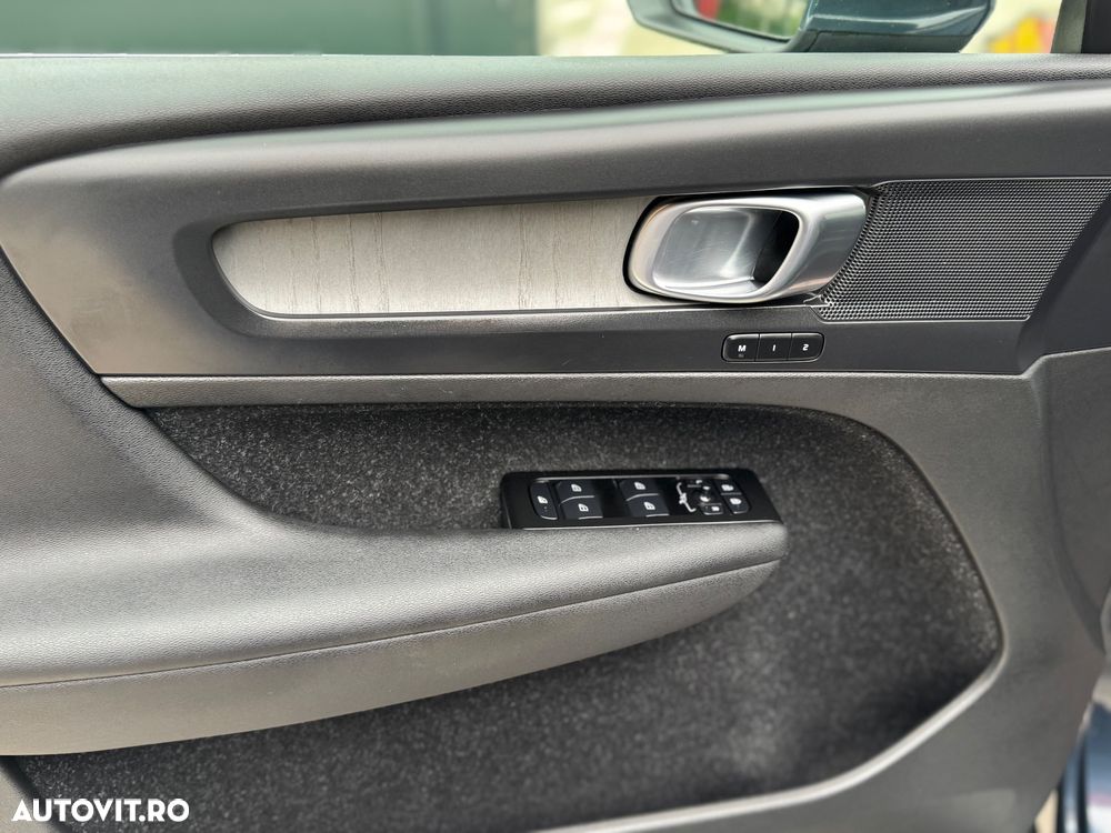 Volvo XC 40 T5 Recharge DKG Inscription Expression - 15