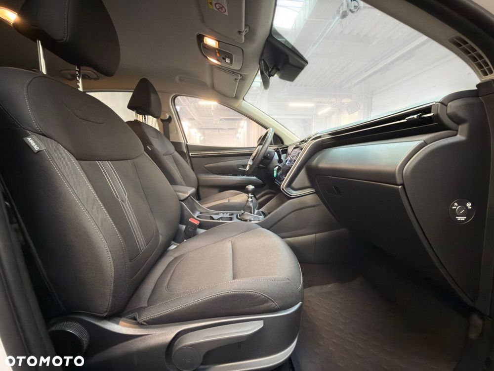 Hyundai Tucson 1.6 T-GDi Smart 2WD - 24