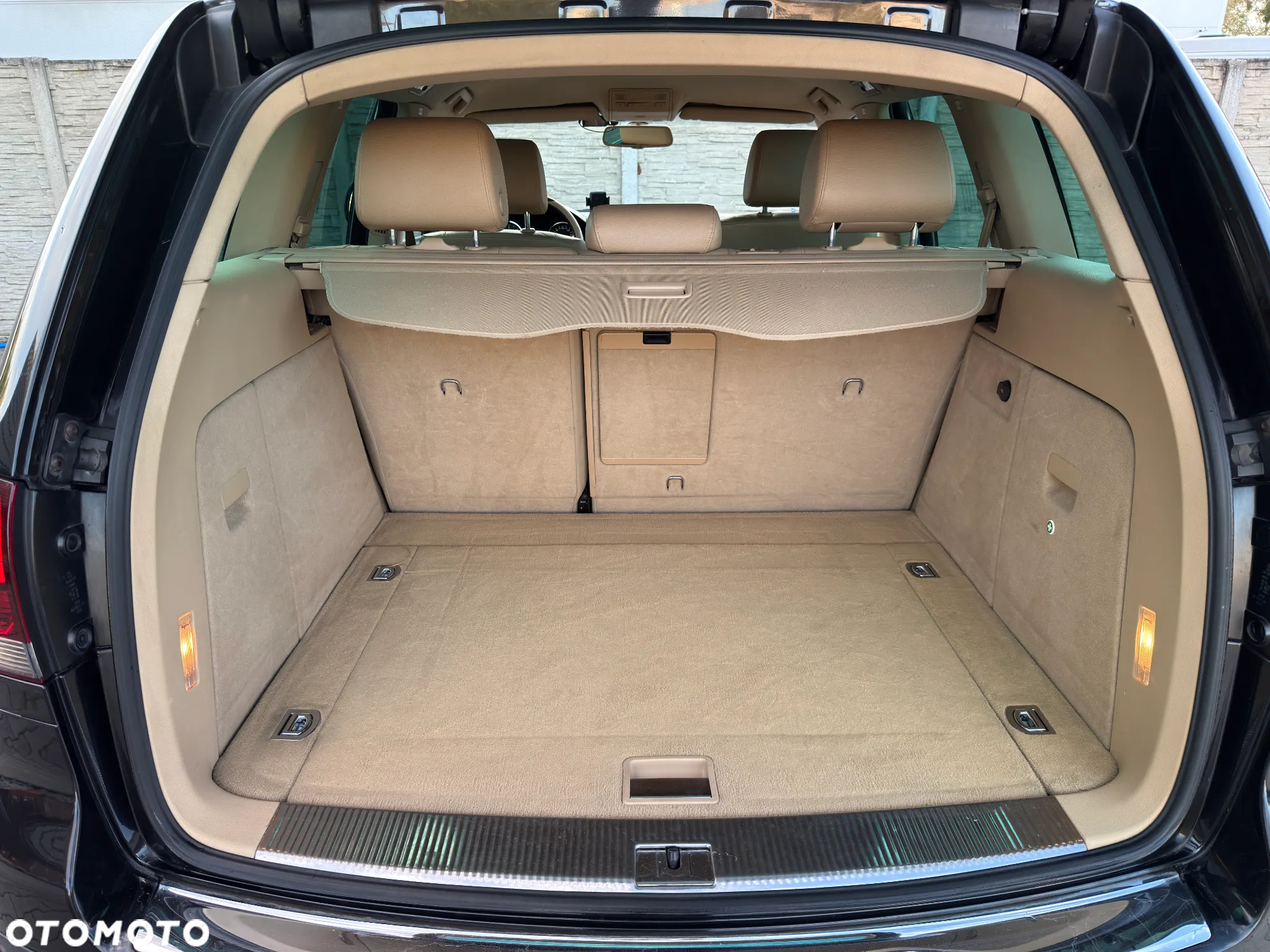 Volkswagen Touareg - 36