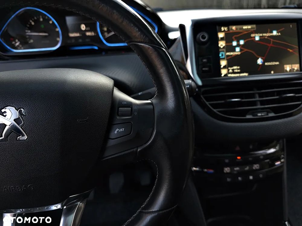 Peugeot 2008 BlueHDi FAP 120 STOP & START Allure - 31