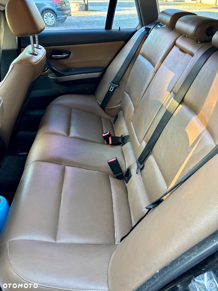 BMW Seria 3 318d - 7