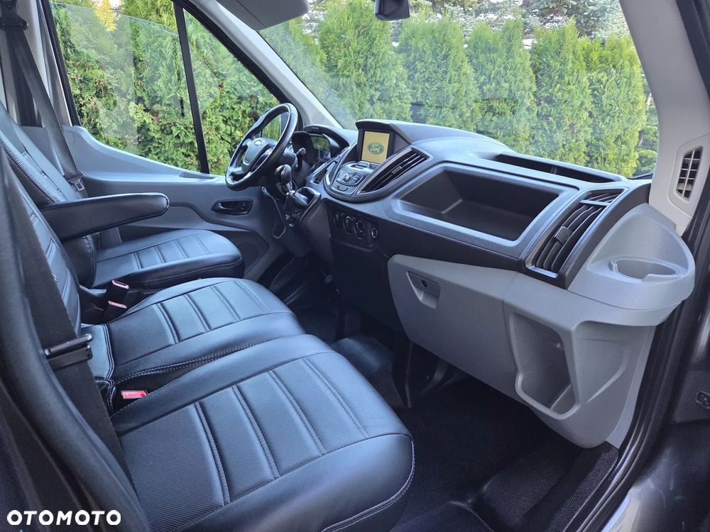Ford Transit - 22
