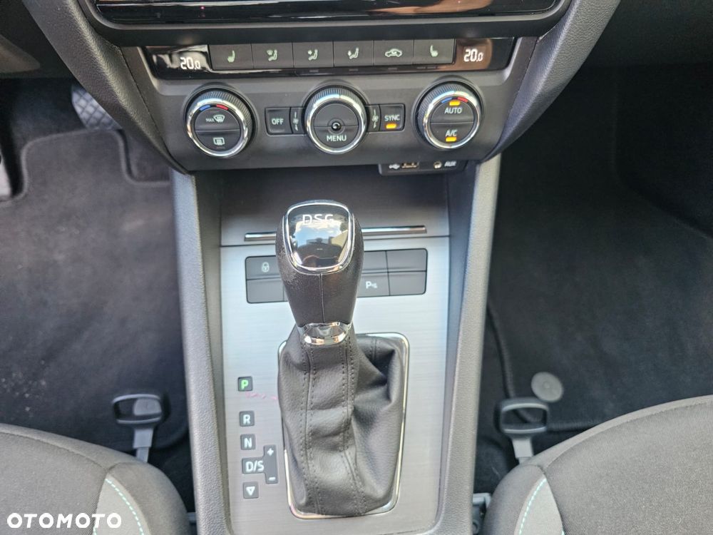 Skoda Octavia 1.4 TSI Joy DSG - 22