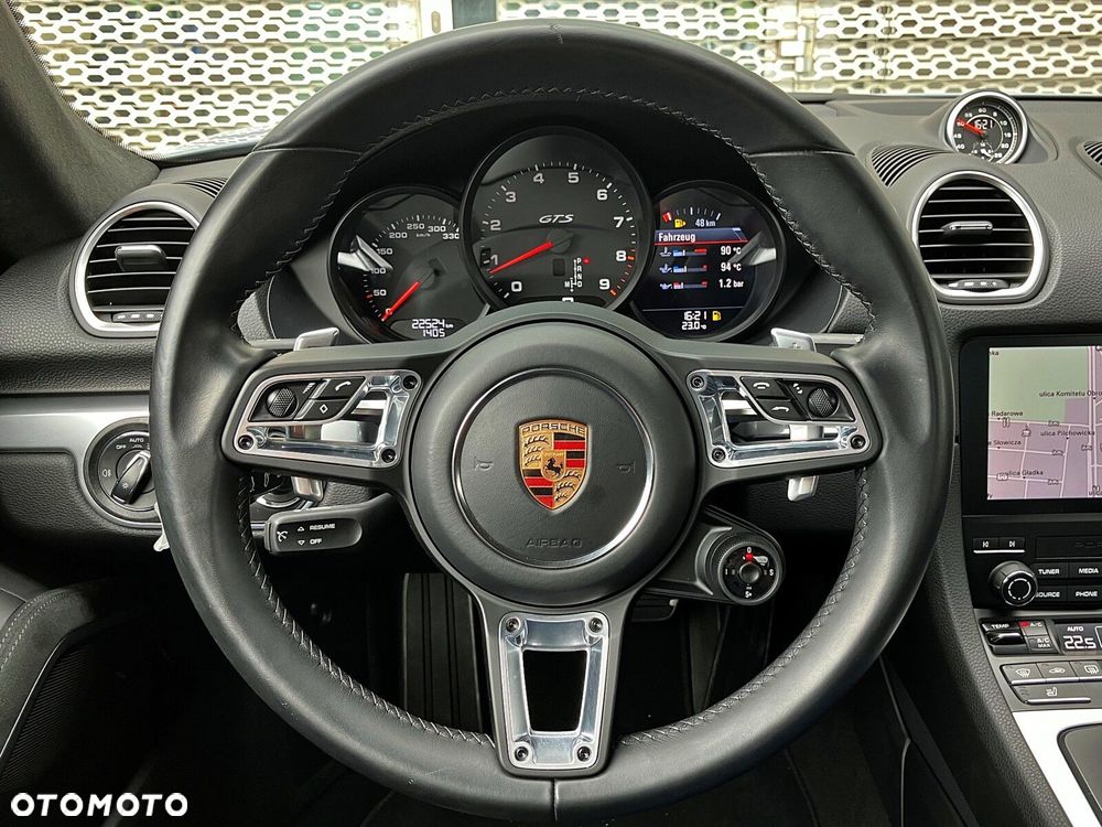 Porsche 718 Cayman - 21