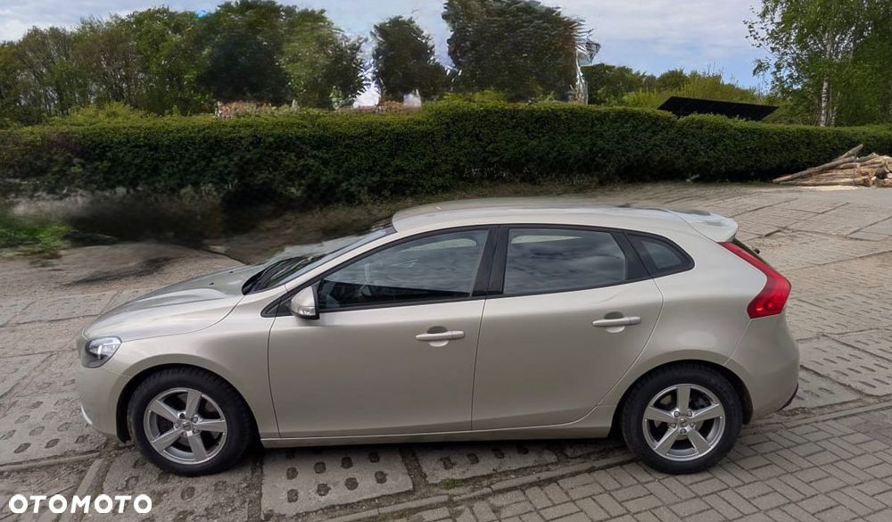 Volvo V40 - 4