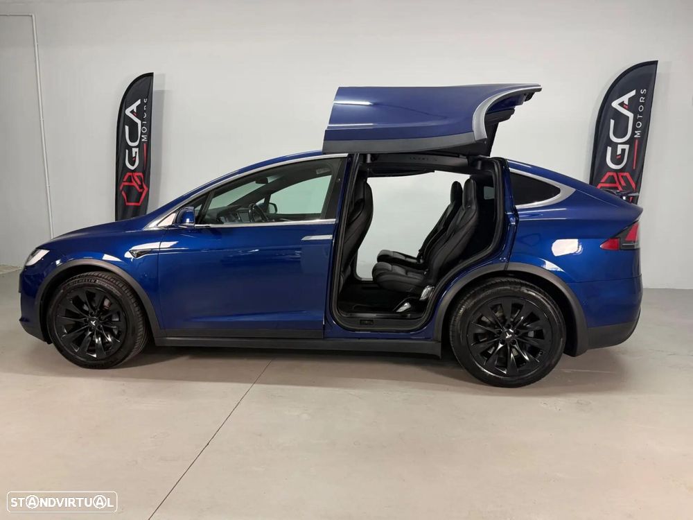 Tesla Model X 100D - 6