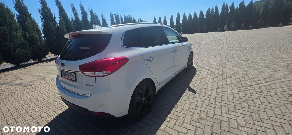 Kia Carens 1.7 CRDi 141 ISG Spirit - 12