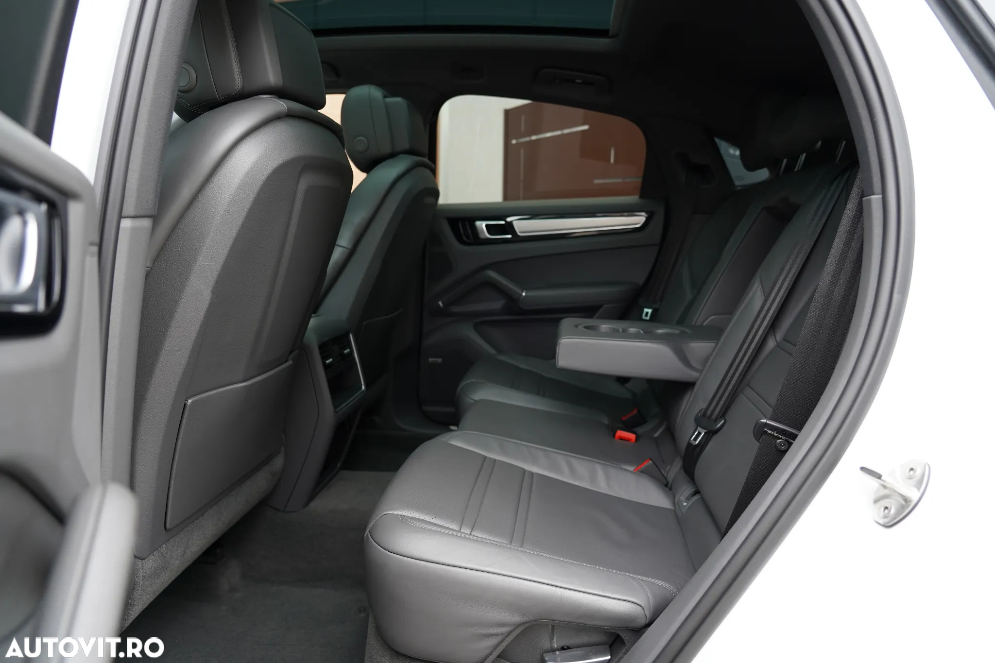 Porsche Cayenne Coupe Tiptronic S - 9