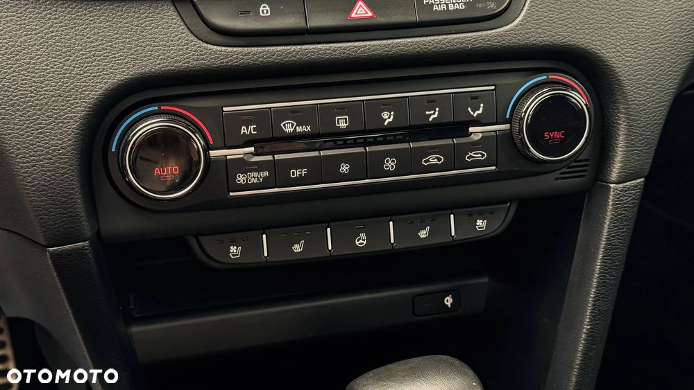 Kia XCeed 1.6 GDI PHEV Business Line DCT - 10