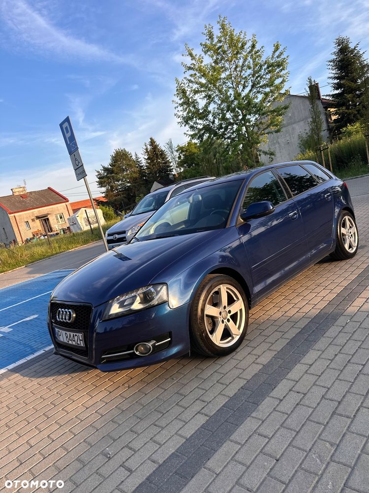 Audi A3 Sportback 2.0 TDI DPF Quattro Attraction - 2