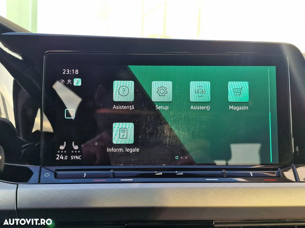 Volkswagen Golf 2.0 TDI SCR DSG Life - 16