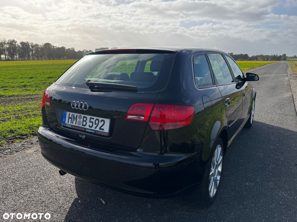 Audi A3 Sportback - 16