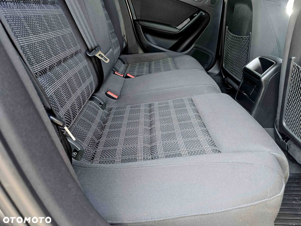 Audi A4 Avant 2.0 TDI DPF quattro Attraction - 18