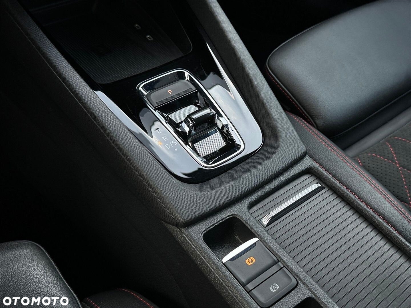 Skoda Octavia 2.0 TSI RS DSG - 21