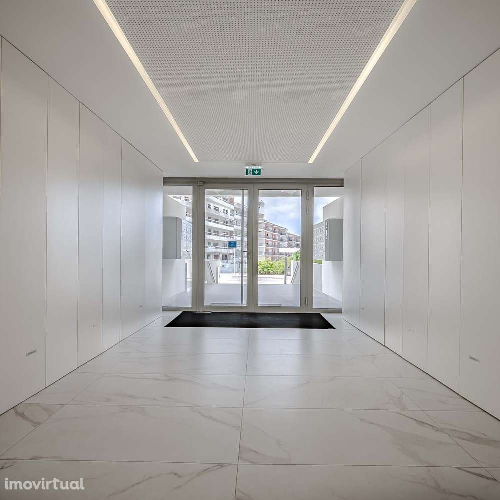 Apartamento T3 com magnífico Terraço e Vista Baía – Seixal - Grande imagem: 5/42