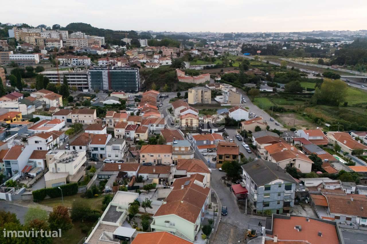Andar-Moradia | 2 frações com Terraço e Garagem | Águas Santas, Mai... - Grande imagem: 5/56