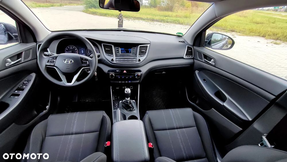 Hyundai Tucson 1.6 GDI BlueDrive Design 2WD - 11