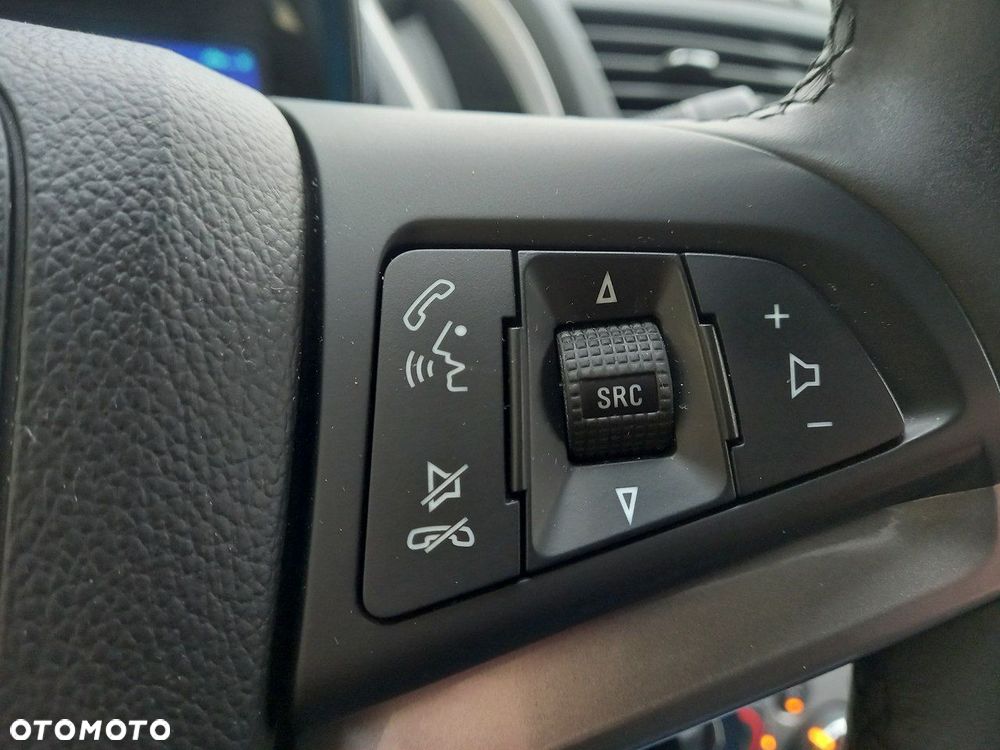 Chevrolet Trax 1.6 LT - 28