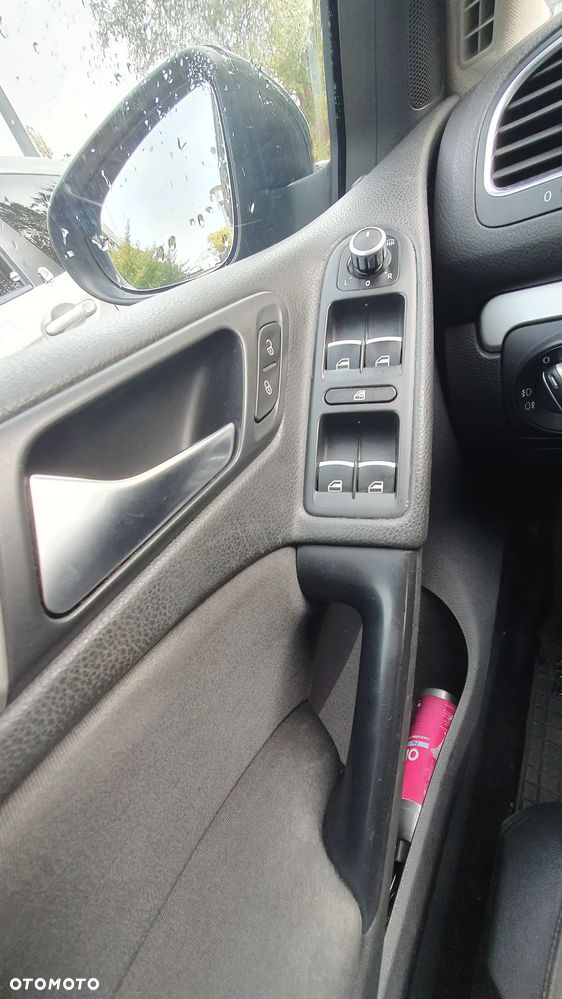 Volkswagen Golf - 12