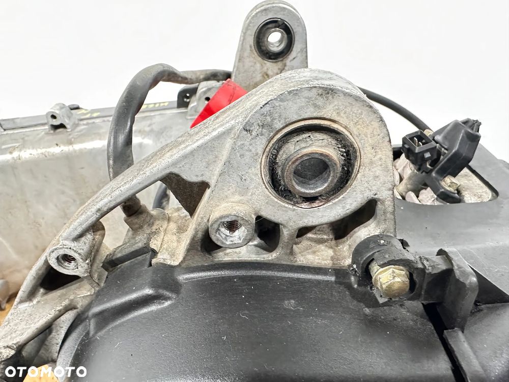 Silnik Peugeot Kisbee 4T 50 - 11