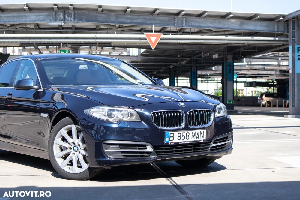 BMW Seria 5 520d xDrive AT - 15