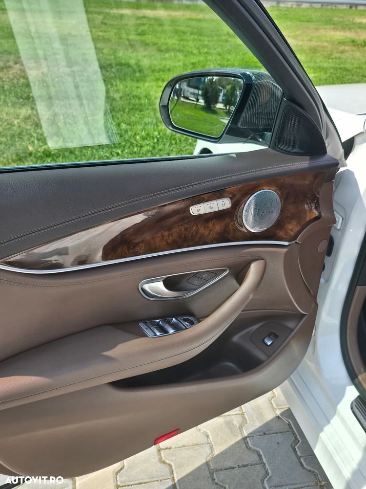 Mercedes-Benz E 220 d Aut. - 13