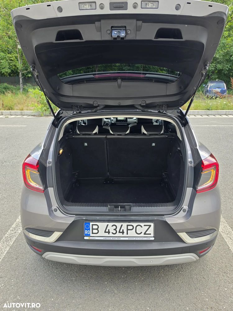 Renault Captur TCe Mild Hybrid 140 GPF TECHNO - 9