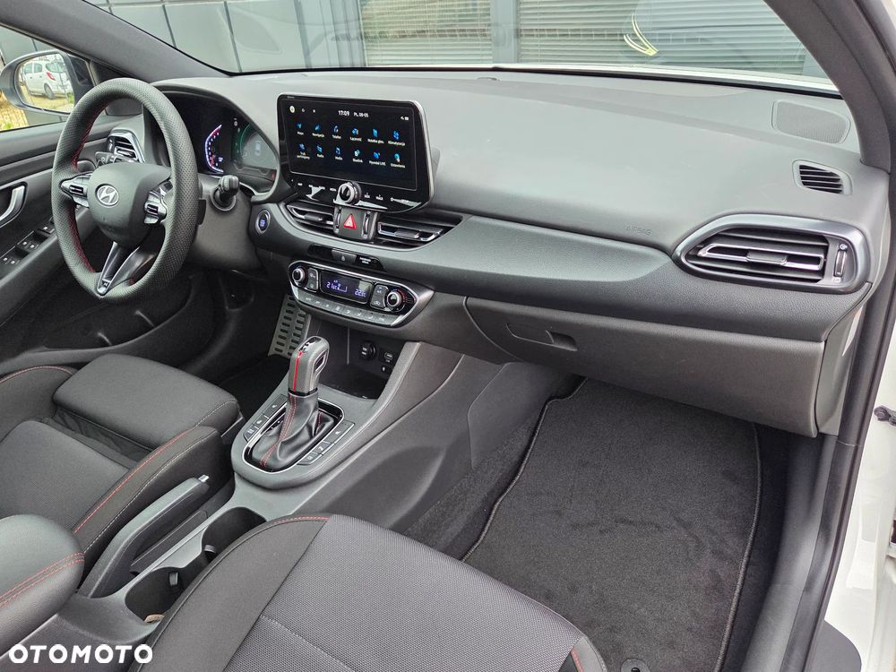 Hyundai i30 1.5 T-GDI 48V Smart DCT - 32