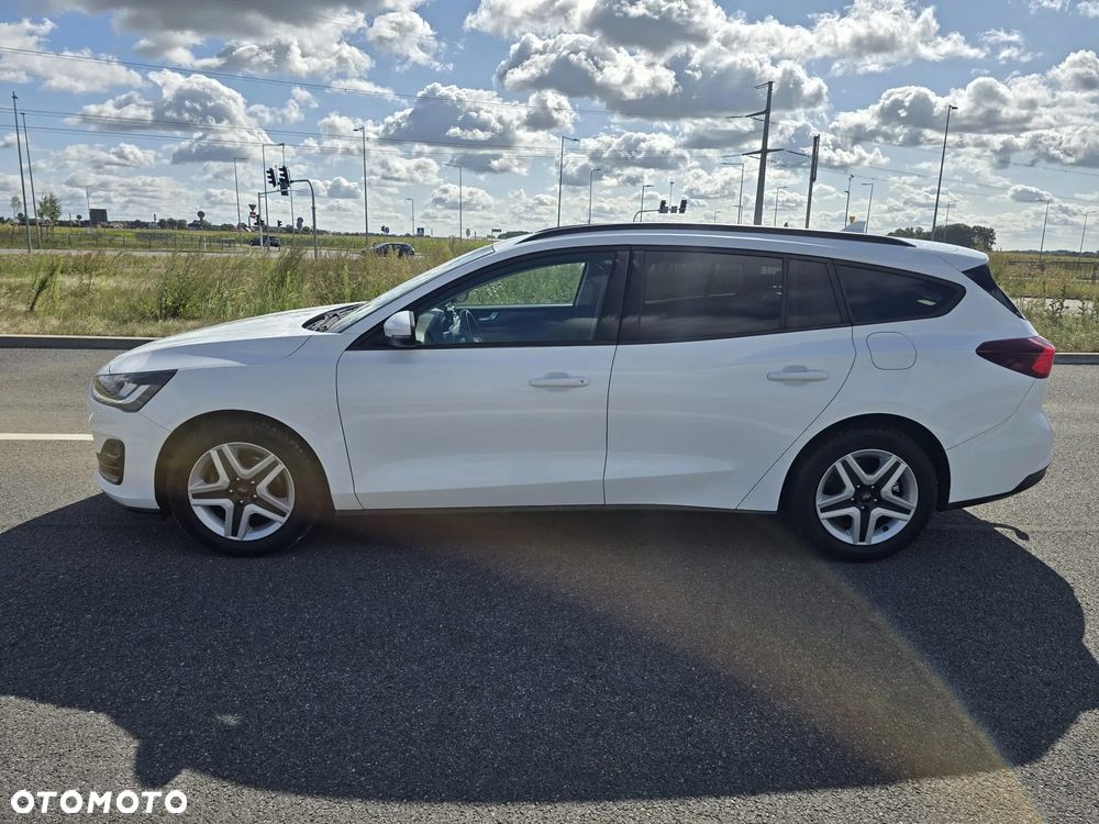 Ford Focus 1.5 EcoBlue STart-Stopp-System TITANIUM - 4