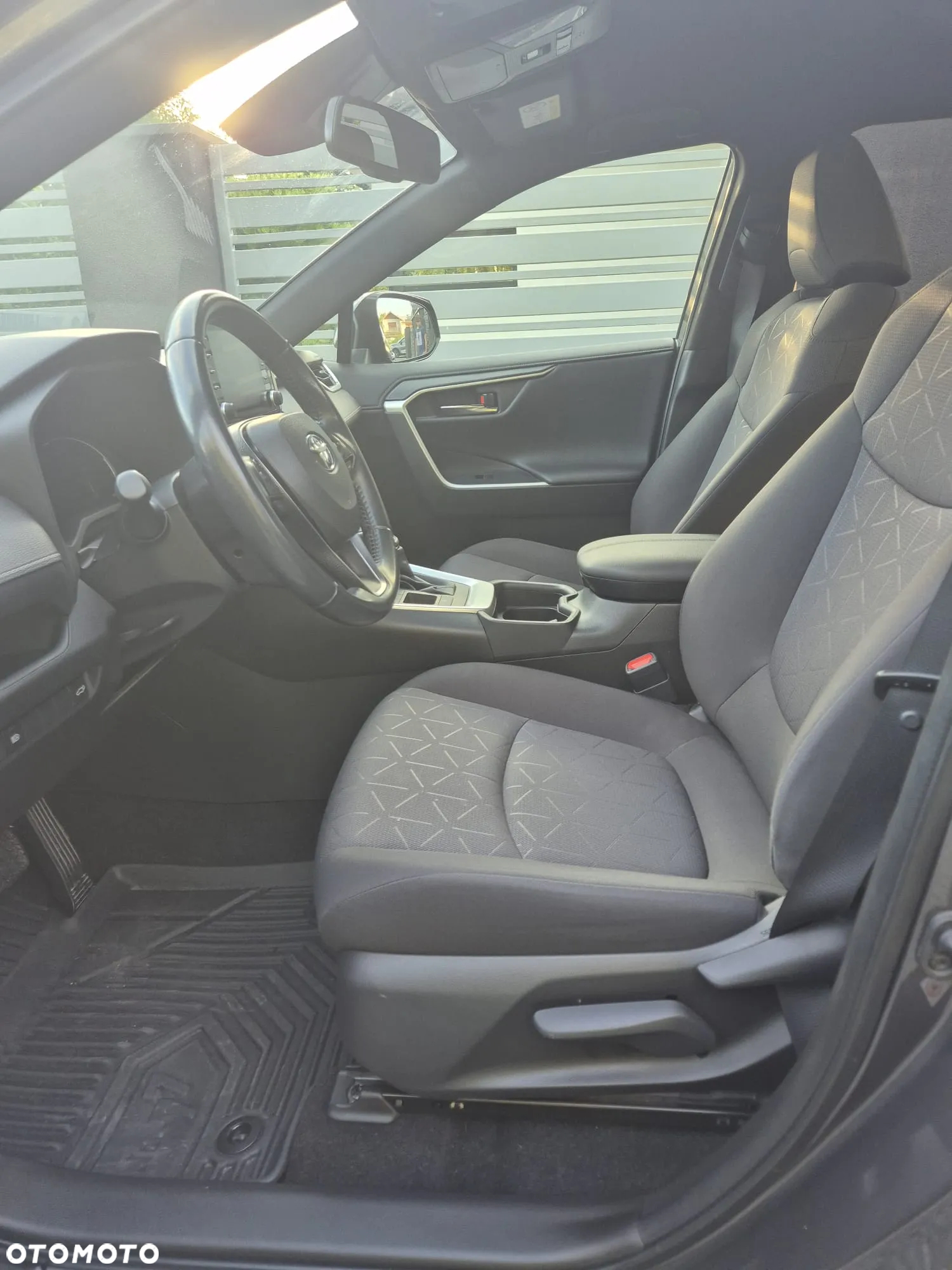 Toyota RAV4 2.5 Hybrid Comfort 4x2 - 25