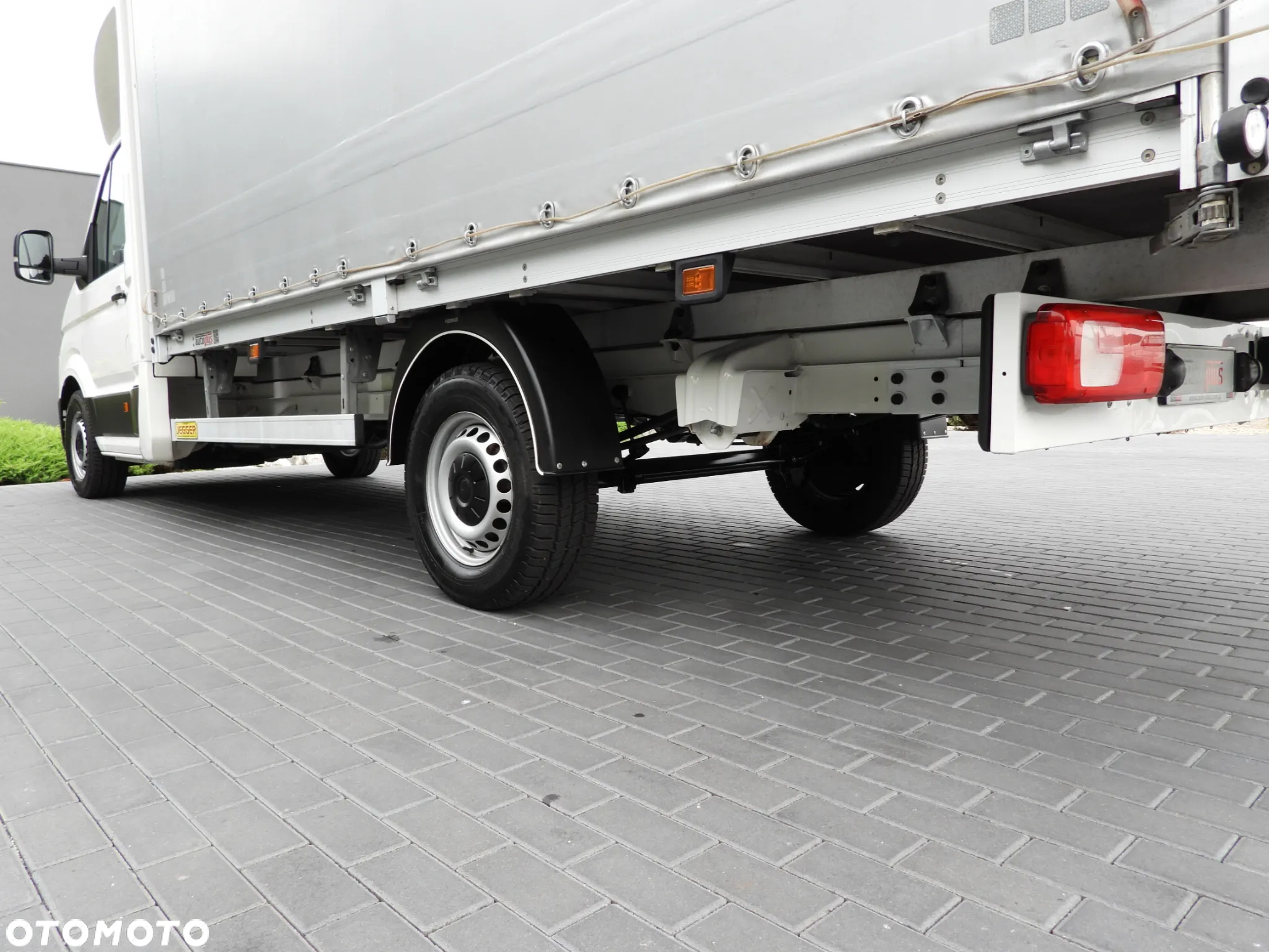 Volkswagen CRAFTER  PLANDEKA 8 PALET WEBASTO TEMPOMAT LEDY KLIMATYZACJA 180KM [ 044025 ] - 16