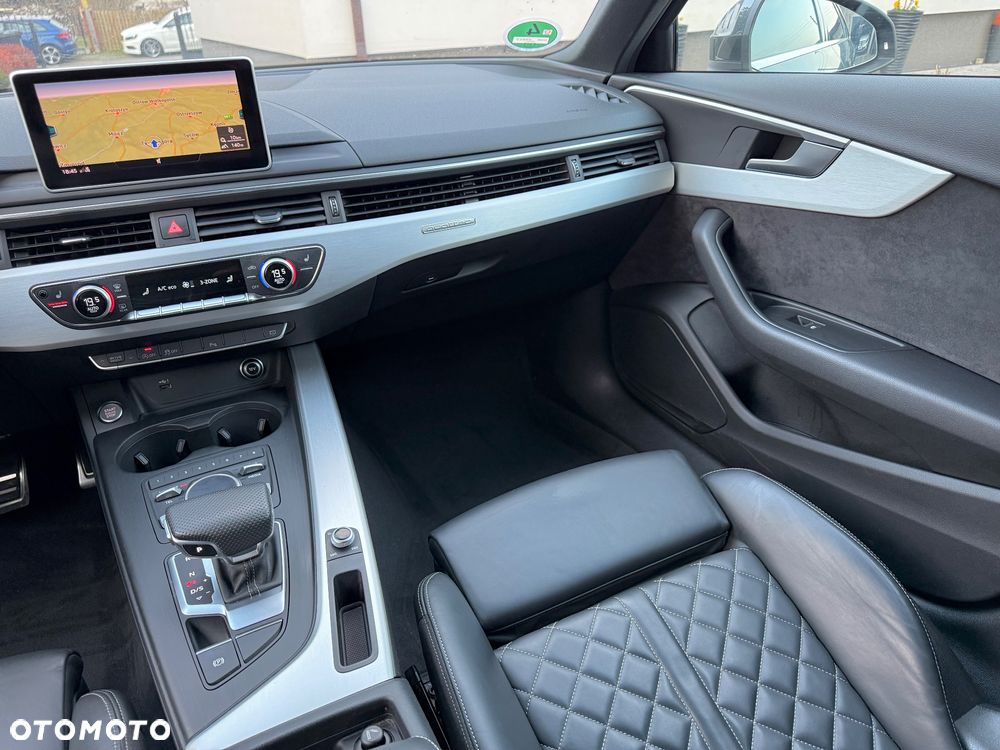 Audi A4 Avant 40 TDI Quattro S Line S tronic - 19