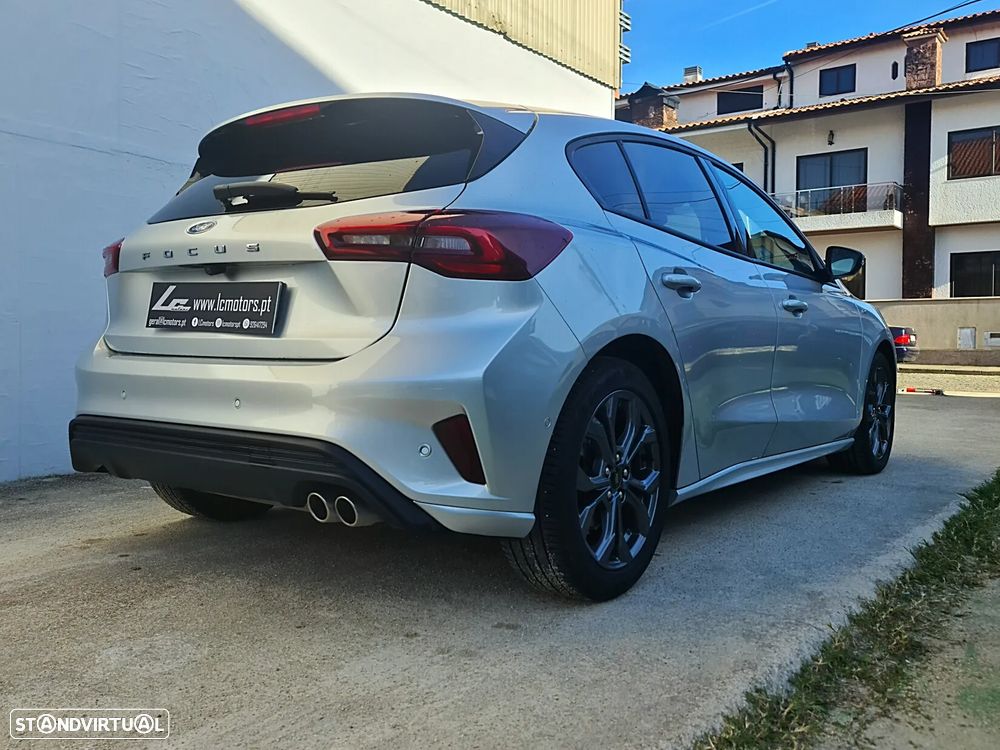 Ford Focus 1.5 TDCi ECOBlue ST-Line - 4
