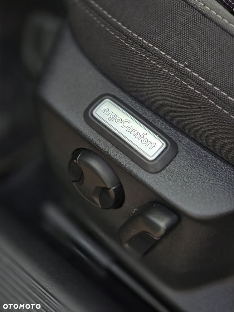 Volkswagen Passat 1.5 TSI EVO Comfortline DSG - 22