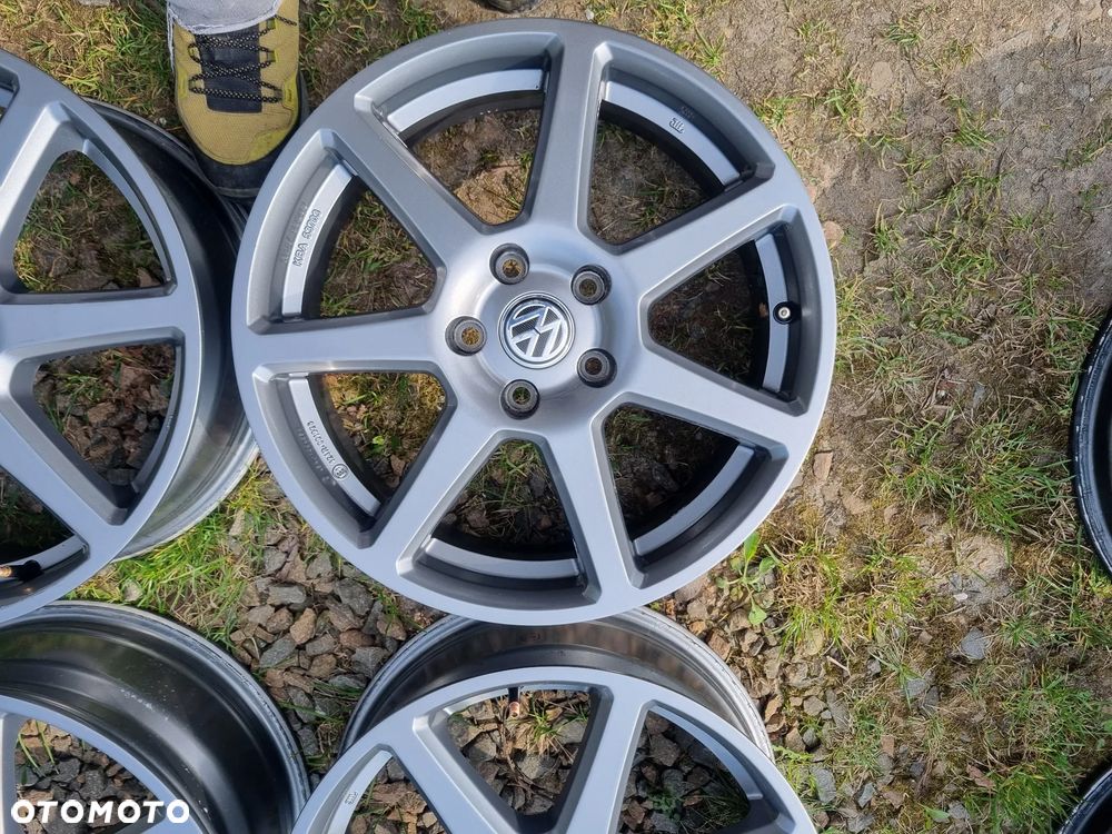 VW PASSAT B8, tiguan,T-ROC,AUDI Q3, SEAT,skoda alu 6,5x17 ET38 bdb stan - 3