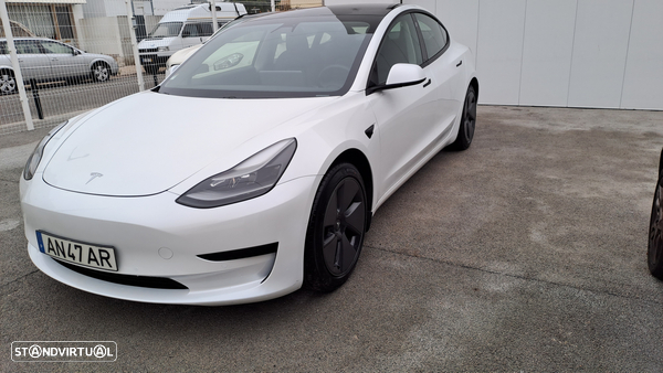 Tesla Model 3 Standard Range Plus RWD