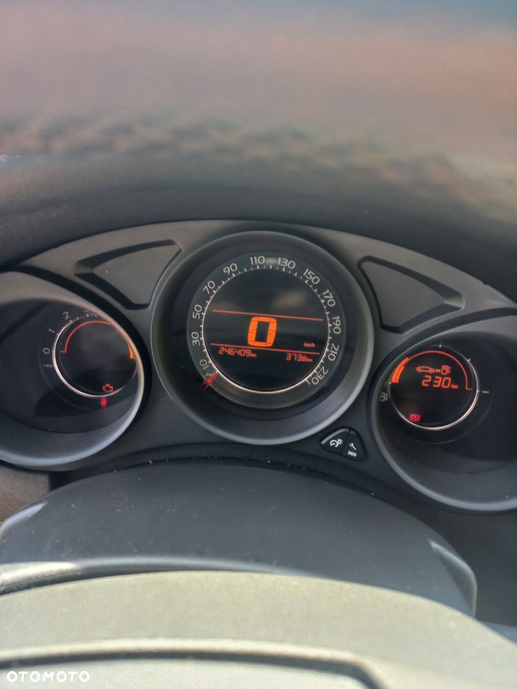 Citroën C4 1.6 HDi Exclusive - 2