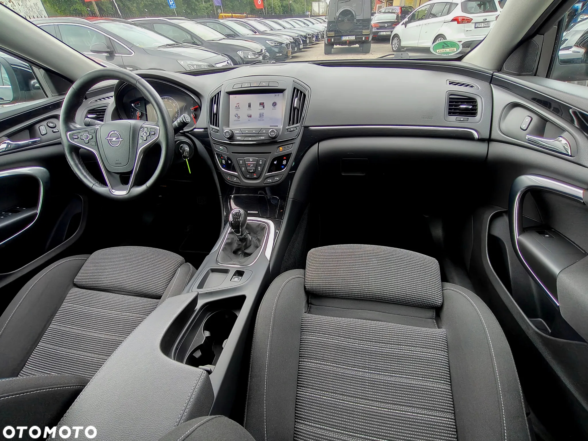 Opel Insignia 1.6 T Cosmo S&S - 14
