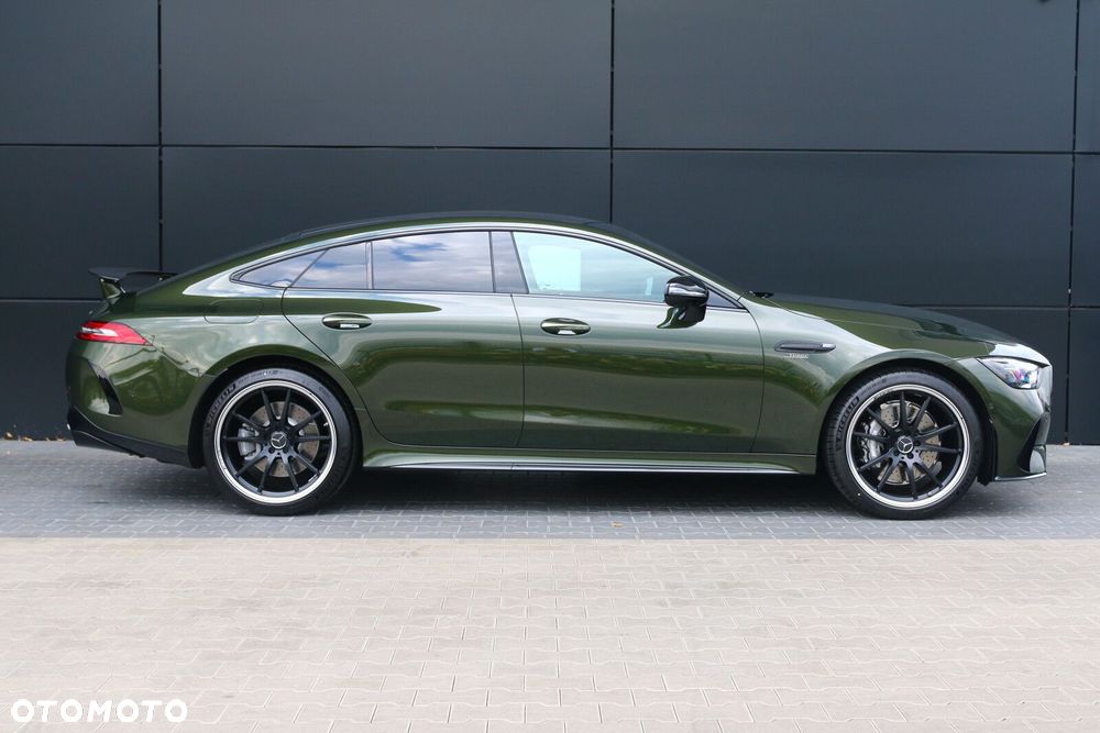 Mercedes-Benz AMG GT - 7